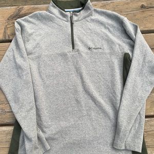 Columbia Omni shield quarter zip sweatshirt